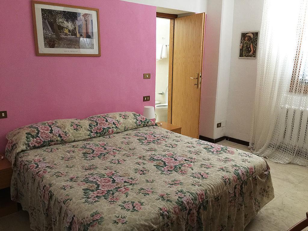 Albergo Ristorante La Torretta Castiglione dei Pepoli Cameră foto